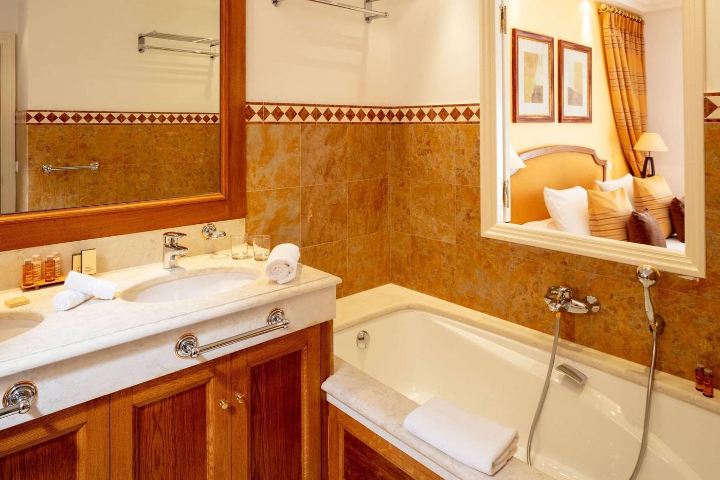 Le-Domaine-De-l-Astragale-Room-51