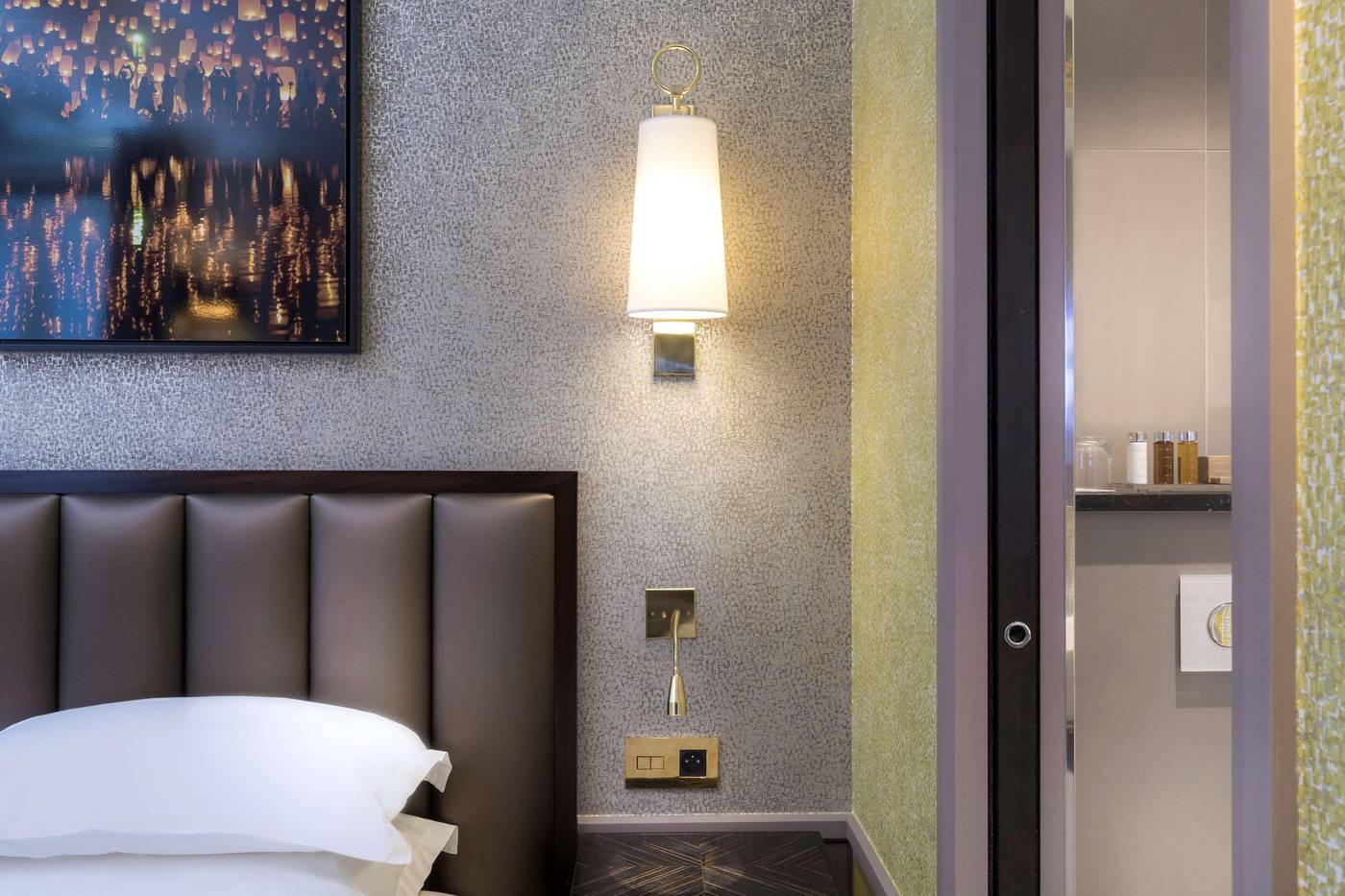 Vendome-Opera-Room-17