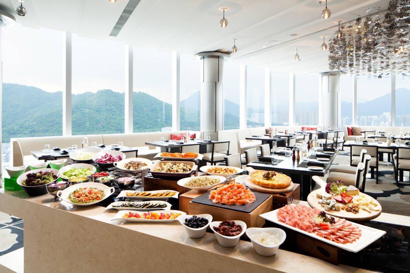 Crowne-Plaza-Hong-Kong-Kowloon-East-Restaurant-37