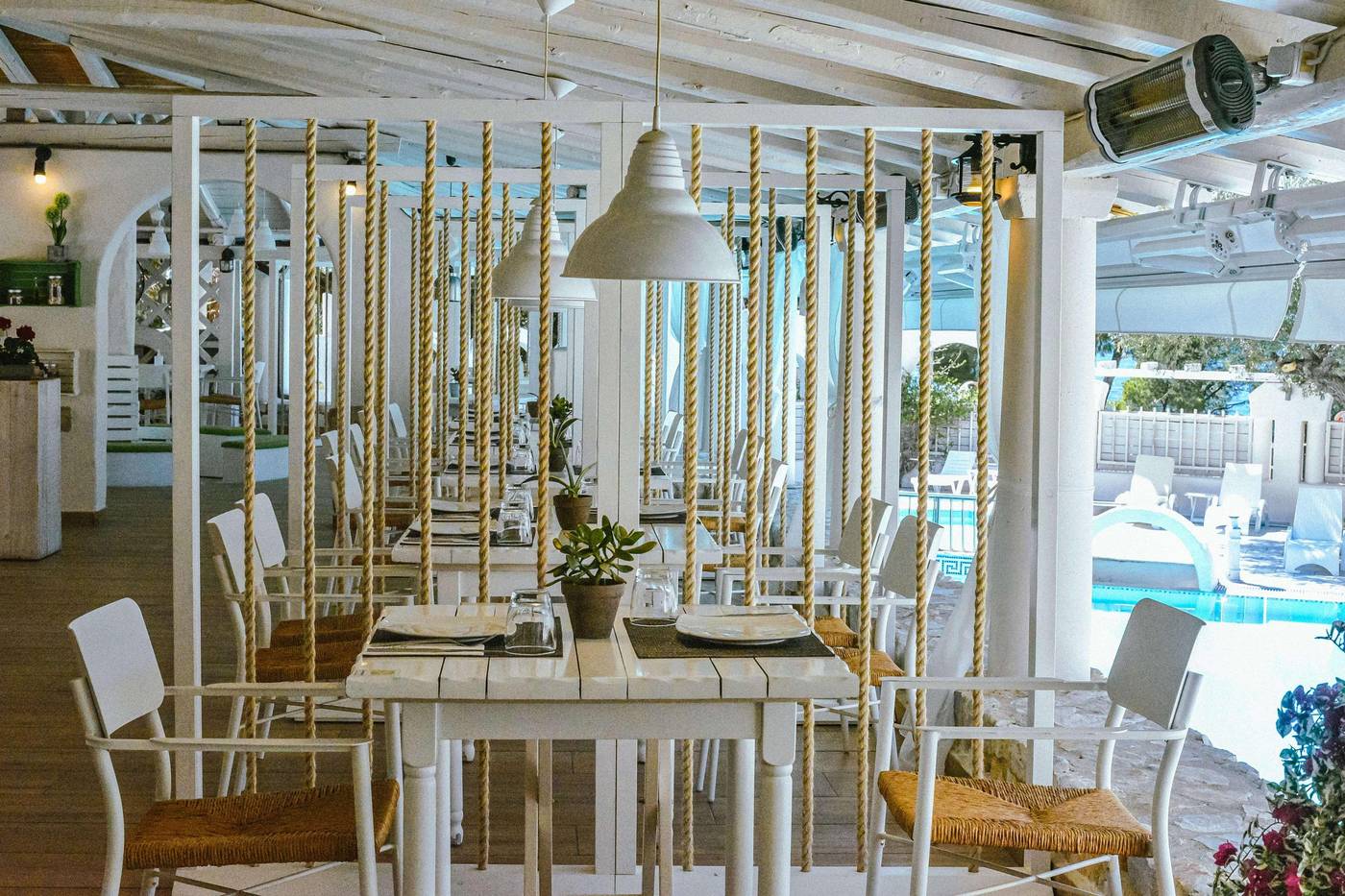 Athena-Pallas--Restaurant-52