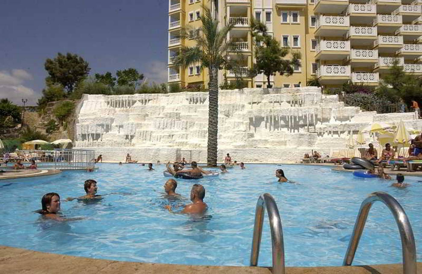 Orient-Palace-Hotel---Resort-Pool-2