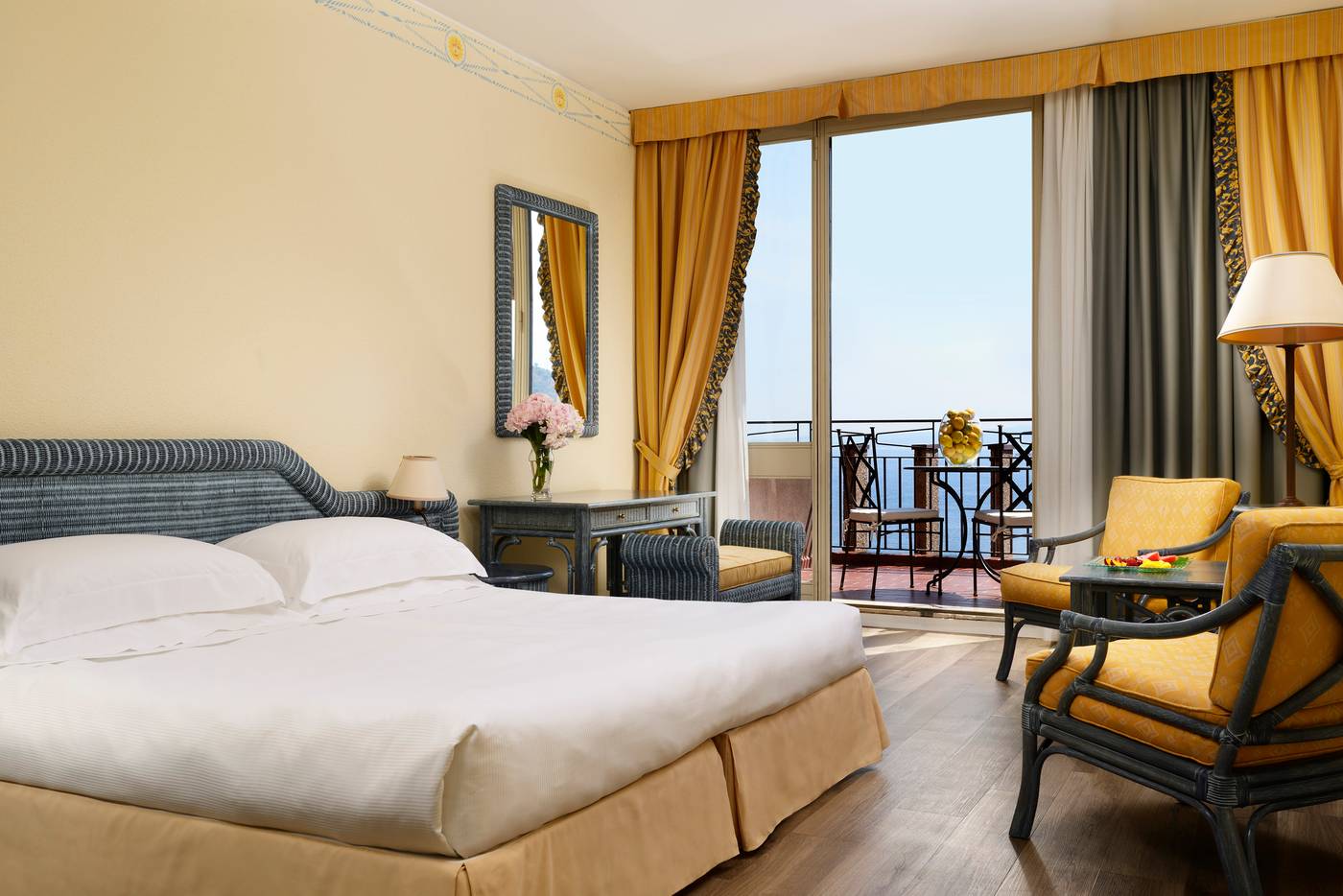 Unahotels-Capotaormina-Room-23