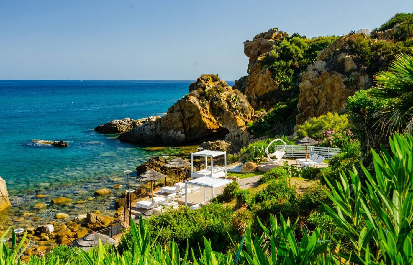 Calanica Resort