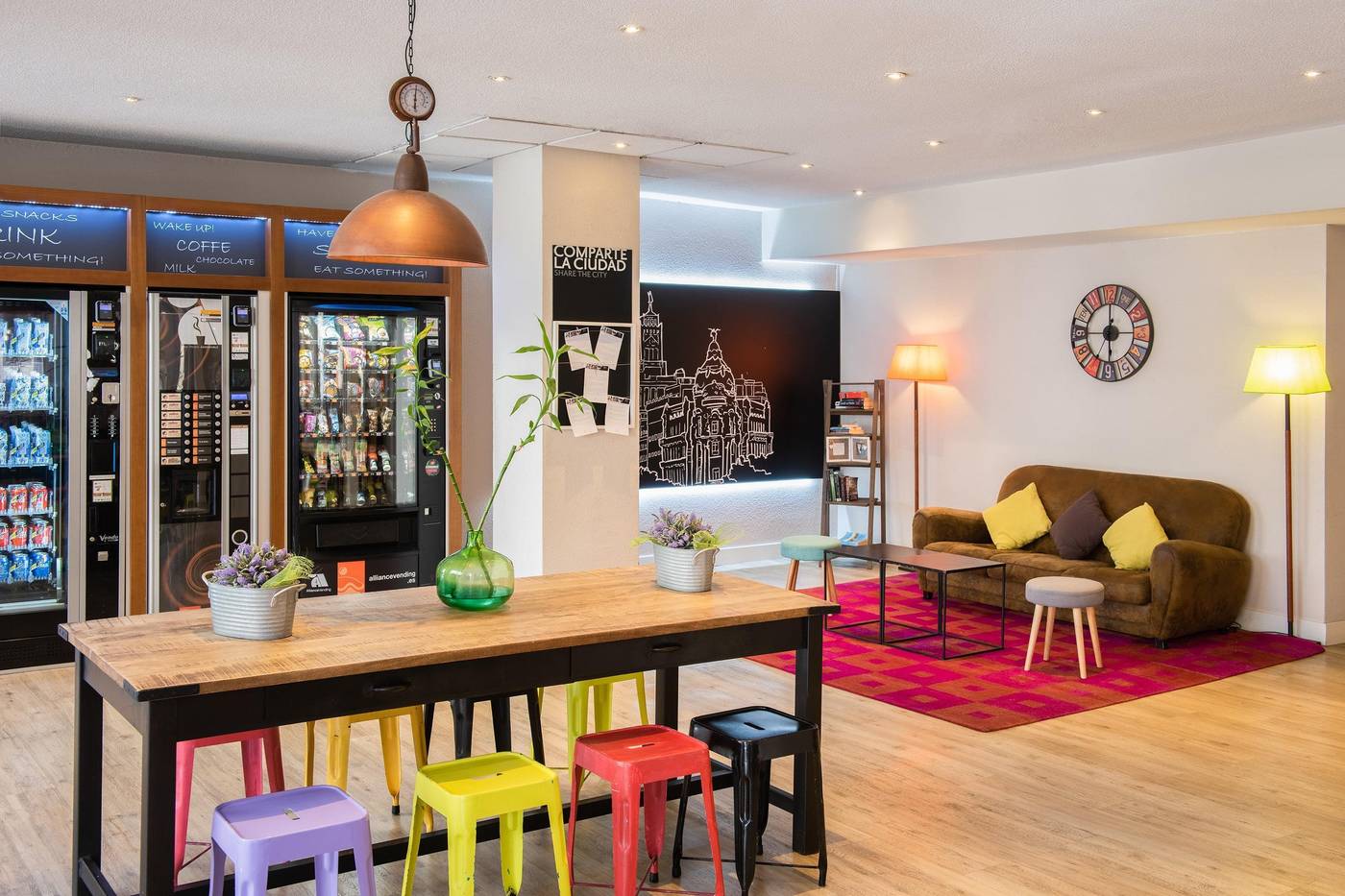 Hotel-Madrid-Gran-V----a-25--managed-by-Meli-----General-view-23