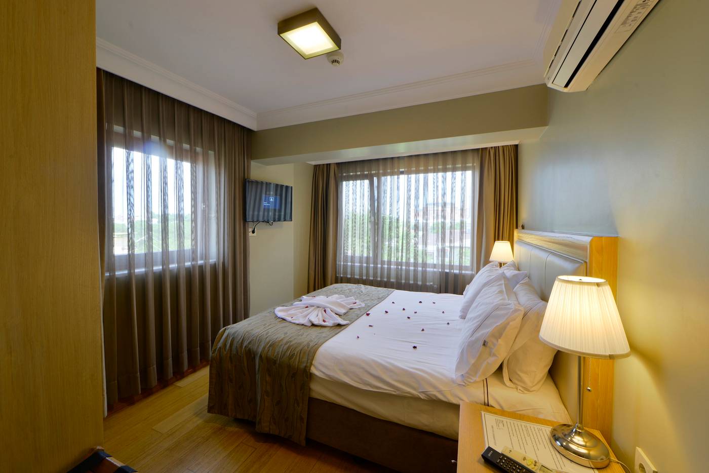 Agora-Life-Hotel-Room-27