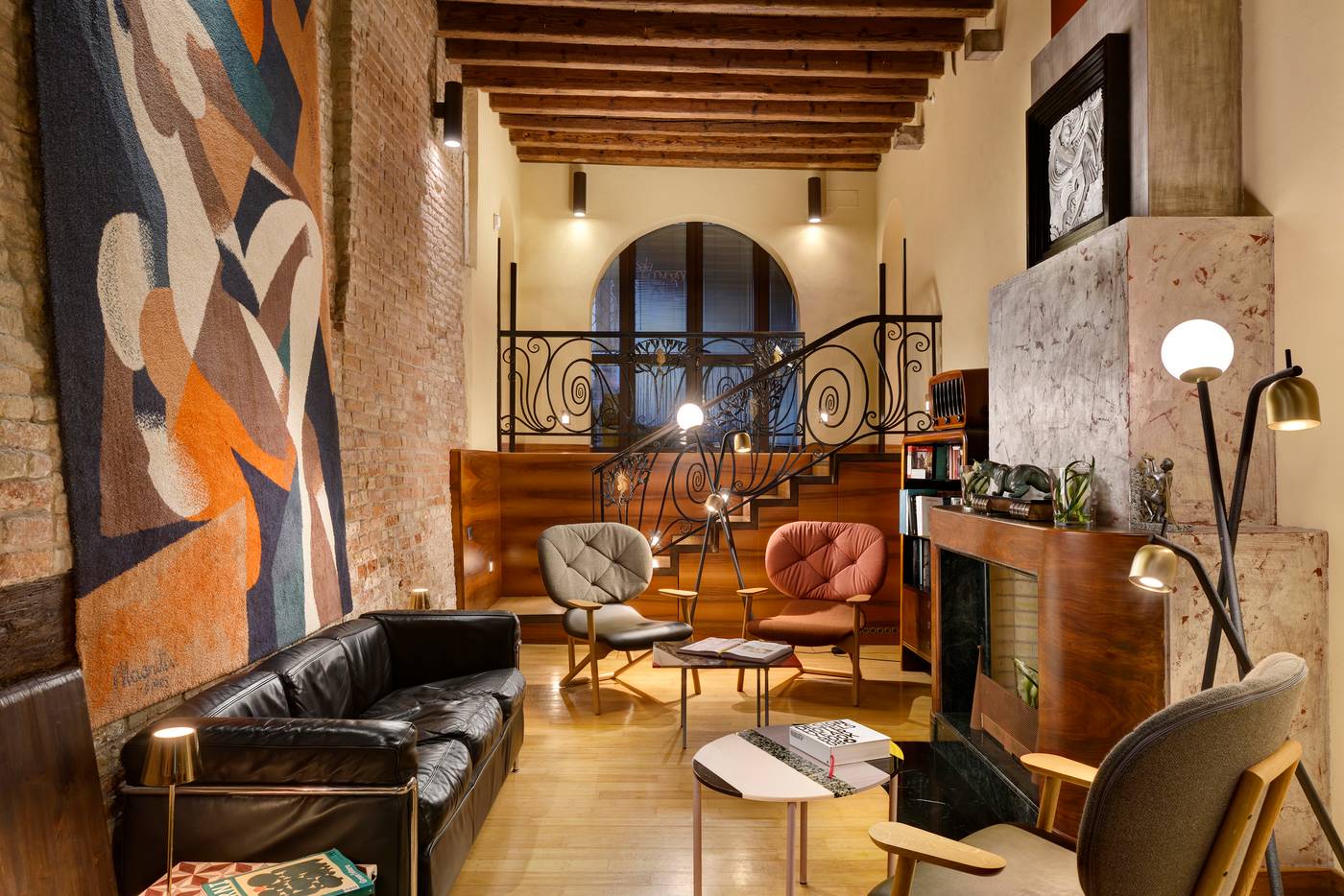 Ca--Pisani-Hotel-Lobby-15