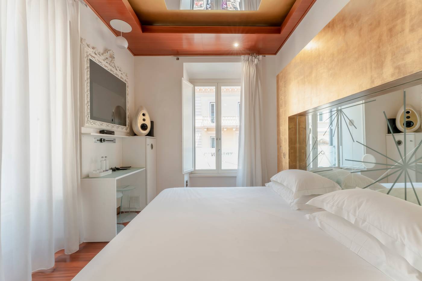 Hotel-Trecento-Room-11