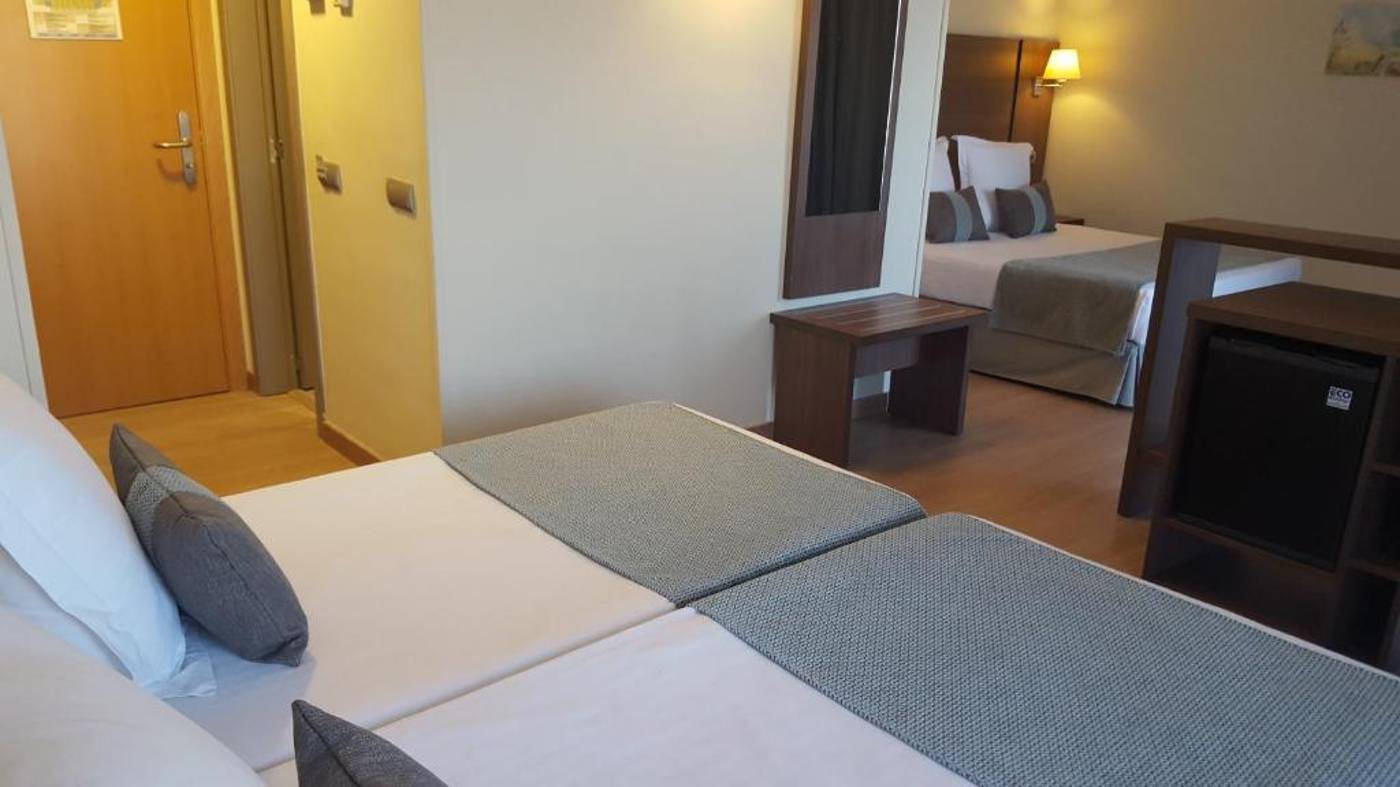 Golden-Acqua-Salou-Room-18