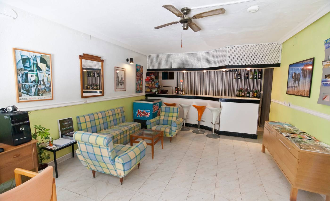 Cala-Bona---Mar-Blava-Lobby-20