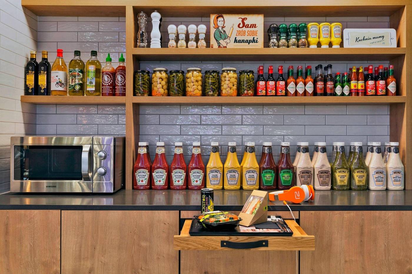 Moxy-Warsaw-Praga-Restaurant-9