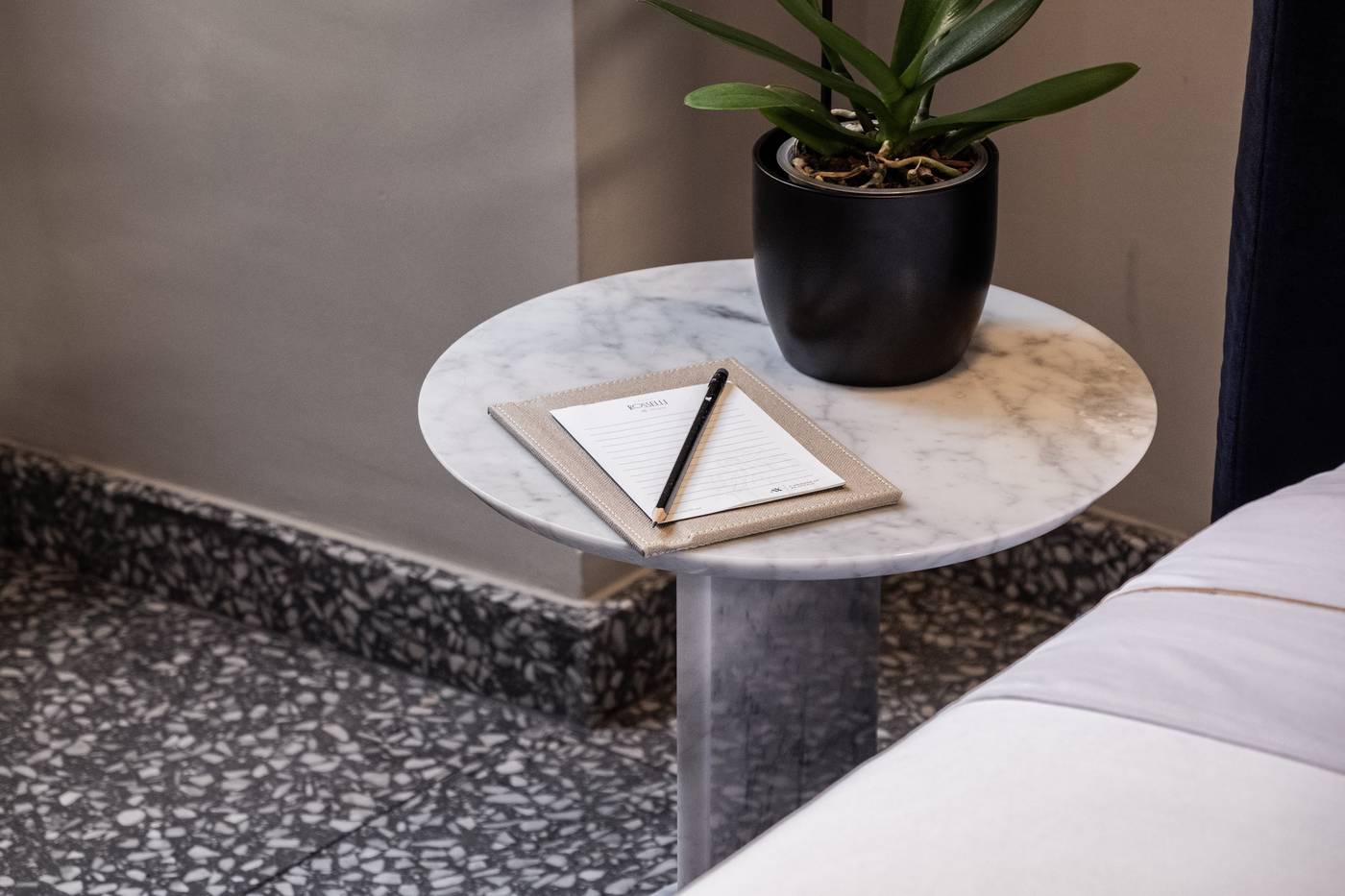 Rosselli-Ax-Privilege-Room-33