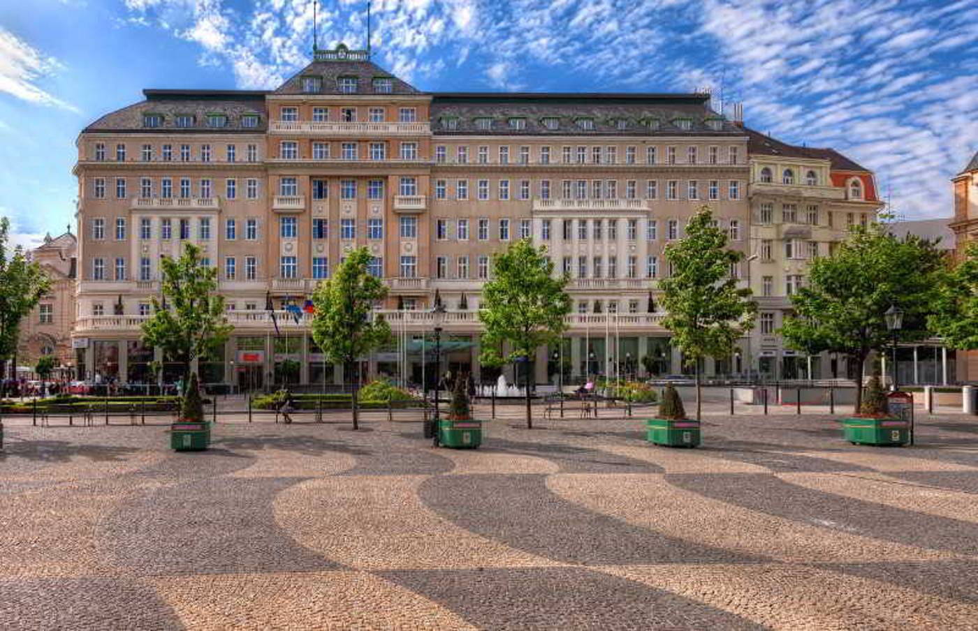 Radisson Blu Carlton-Slovakia-BRATISLAVA-General view-1