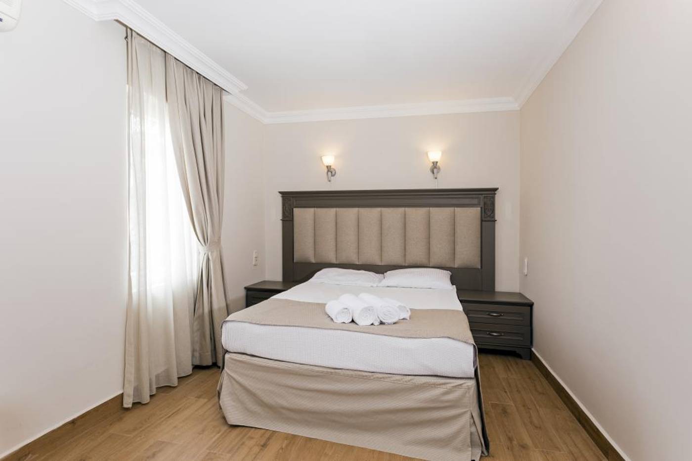 Moonshine-Hotel---Suites-Room-16