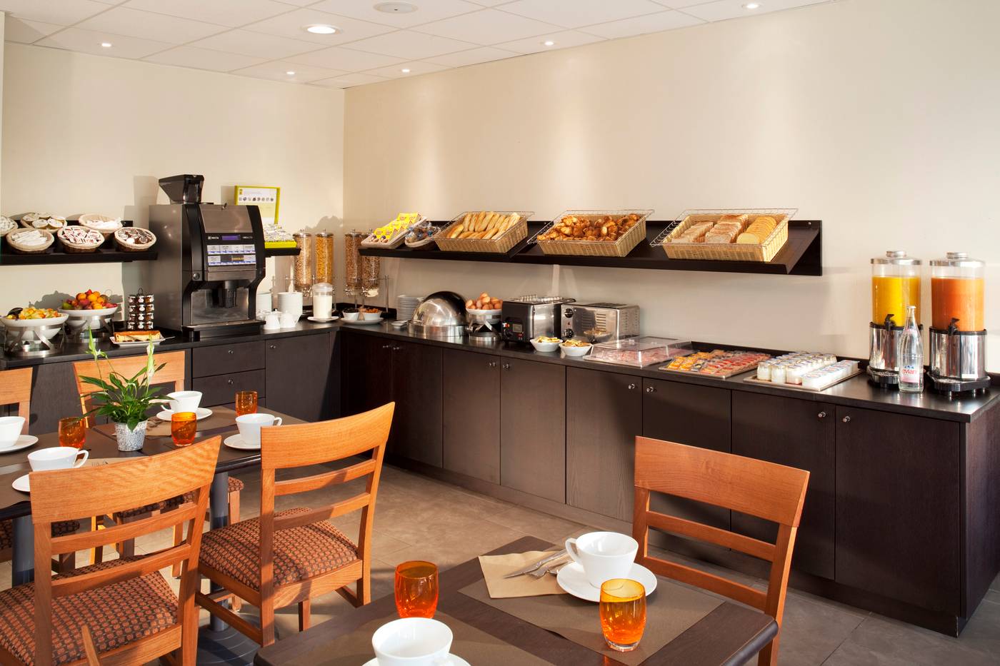 Escale Oceania Nantes-France-BOUGUENAIS-Restaurant-10