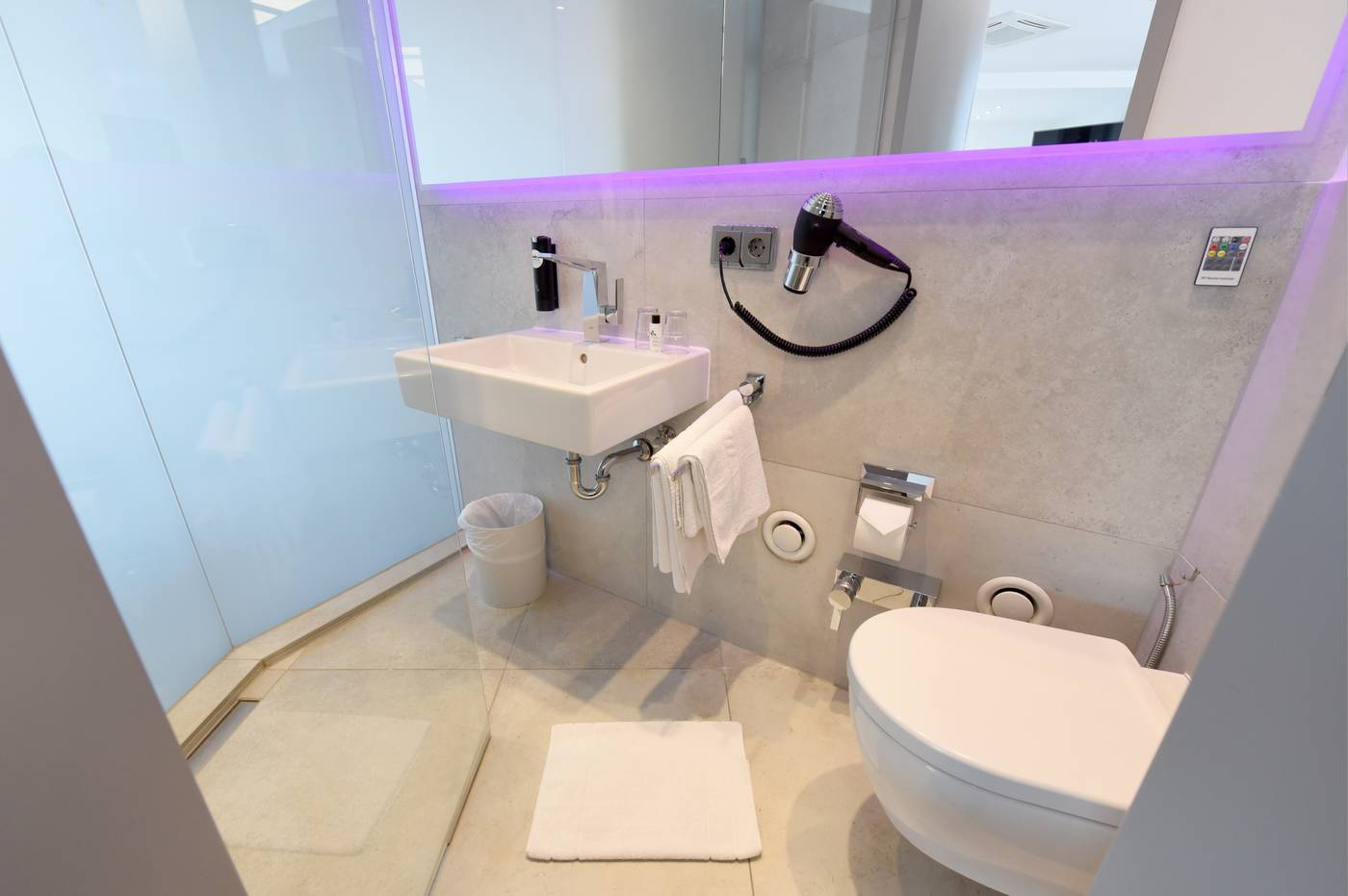 Koos-Hotel---Apartments-Room-55