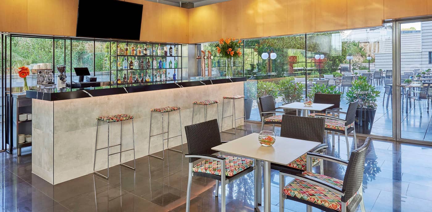 NH-Madrid-Las-Tablas-Bar-8