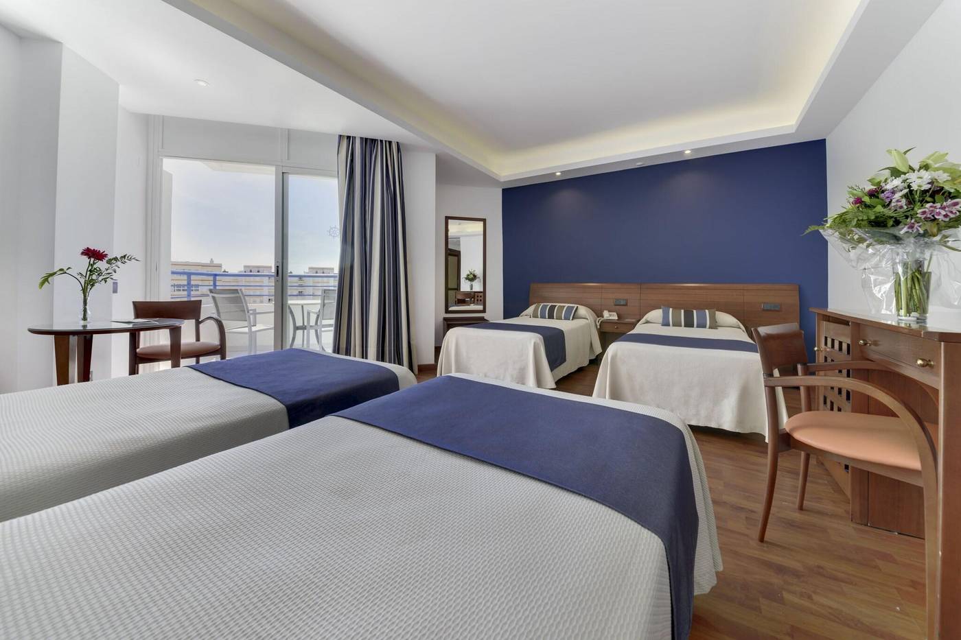 Hotel-Puertobahia---SPA-Room-24