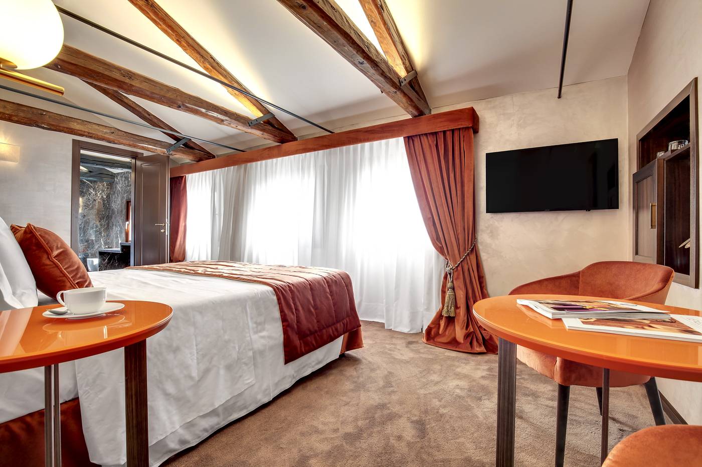 Hotel-Dona-Palace-Room-31