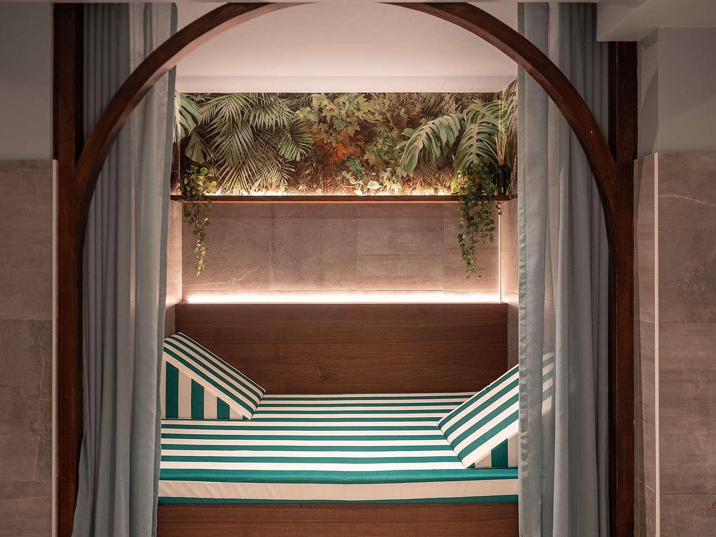 Bob-Hotel-By-Elegancia-Sports-and-Entertainment-6