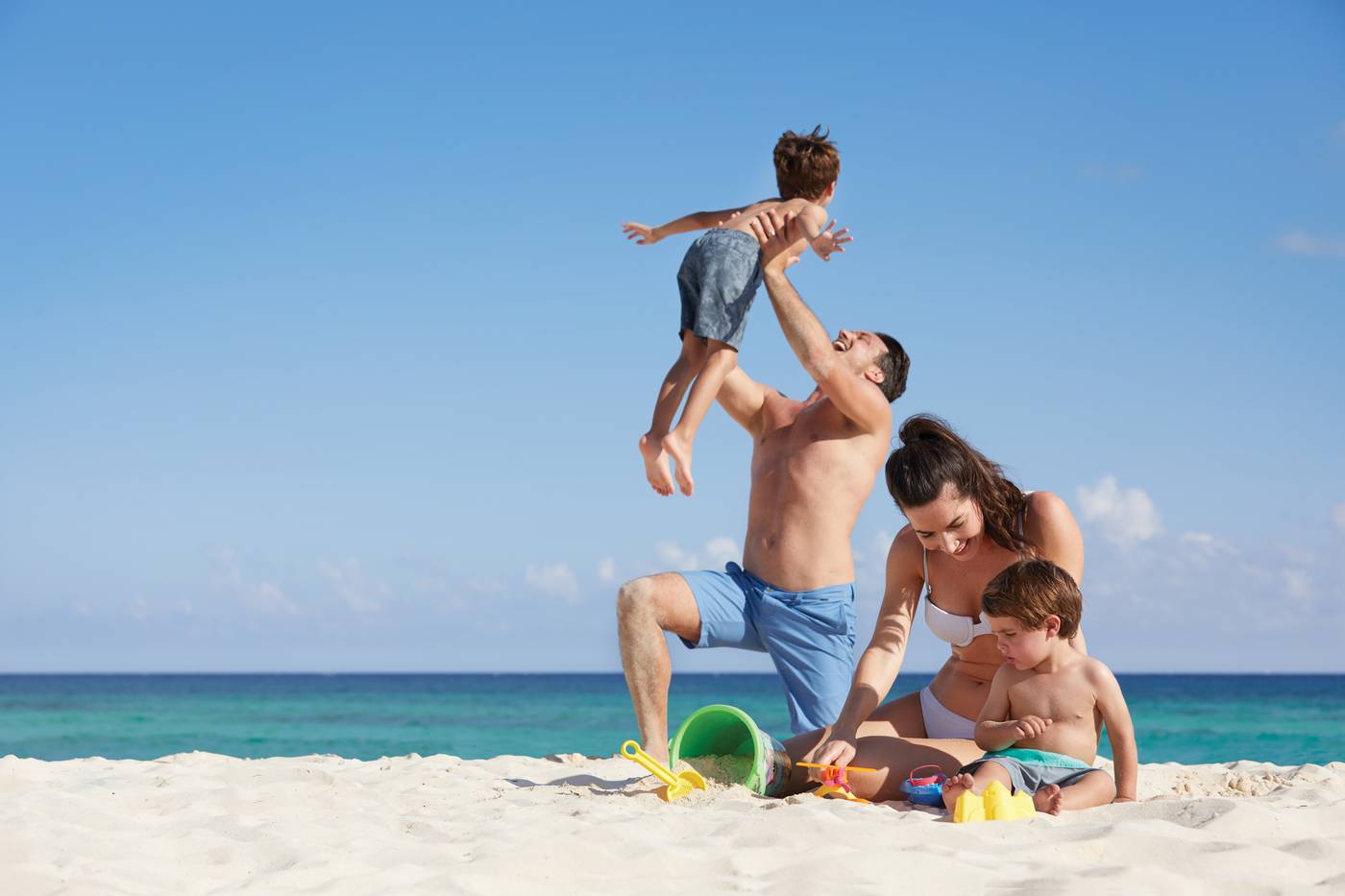 Essence-at-the-Fives-Beach-Beach-79