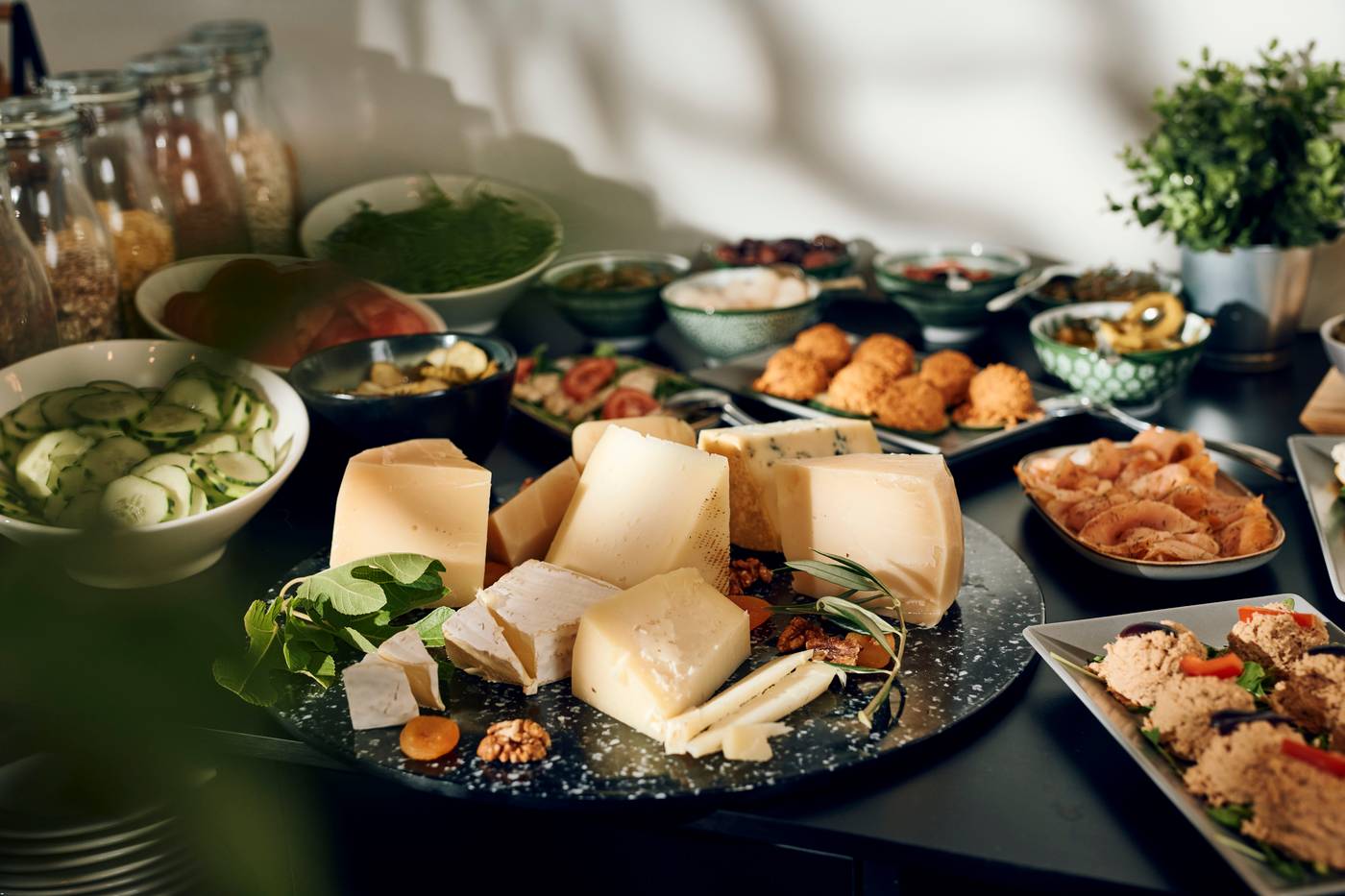 Apoksiomen-by-OHM-Group-Restaurant-37