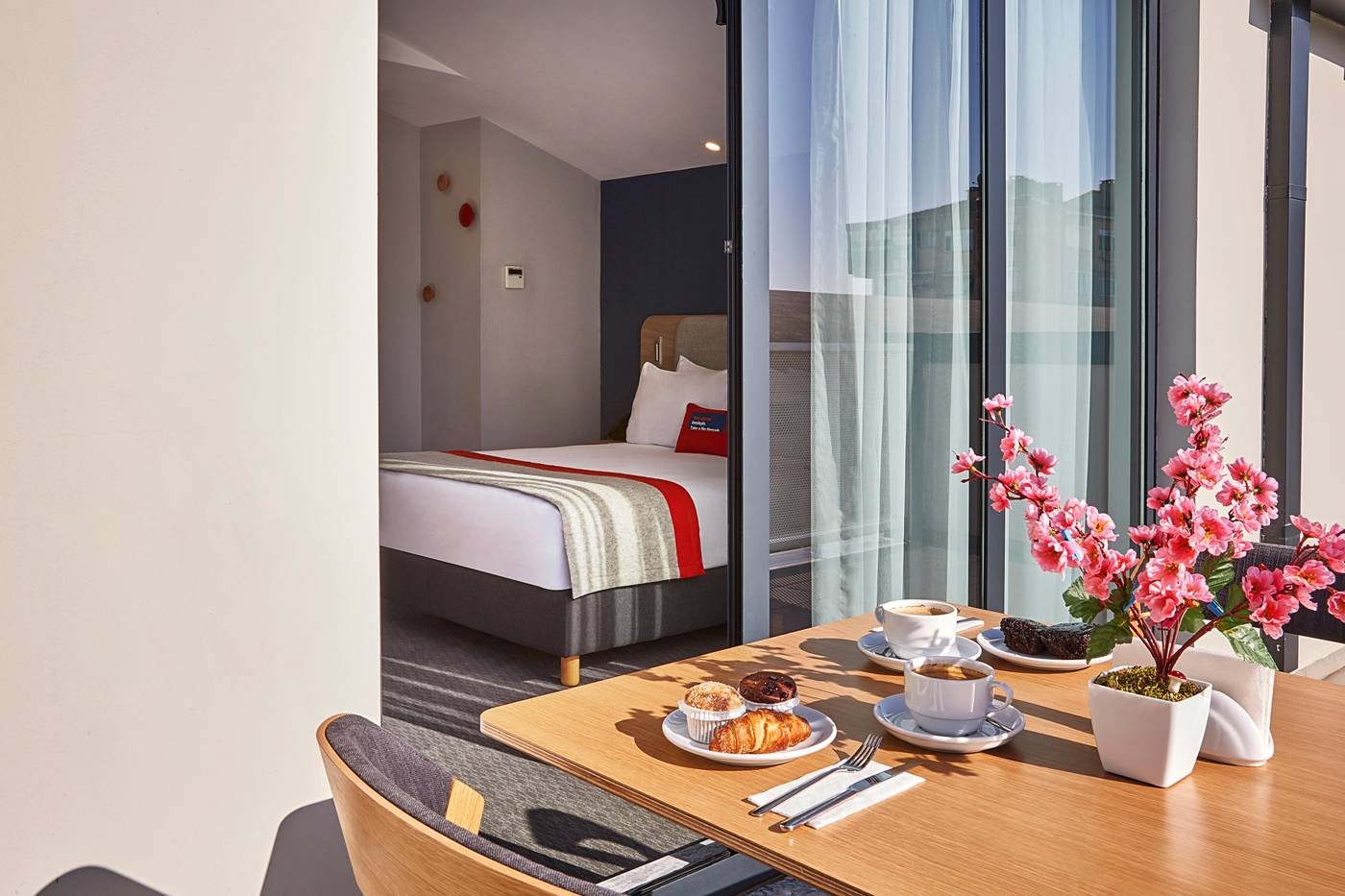 Holiday-Inn-Express-Istanbul--Atakoy-Metro-Room-6
