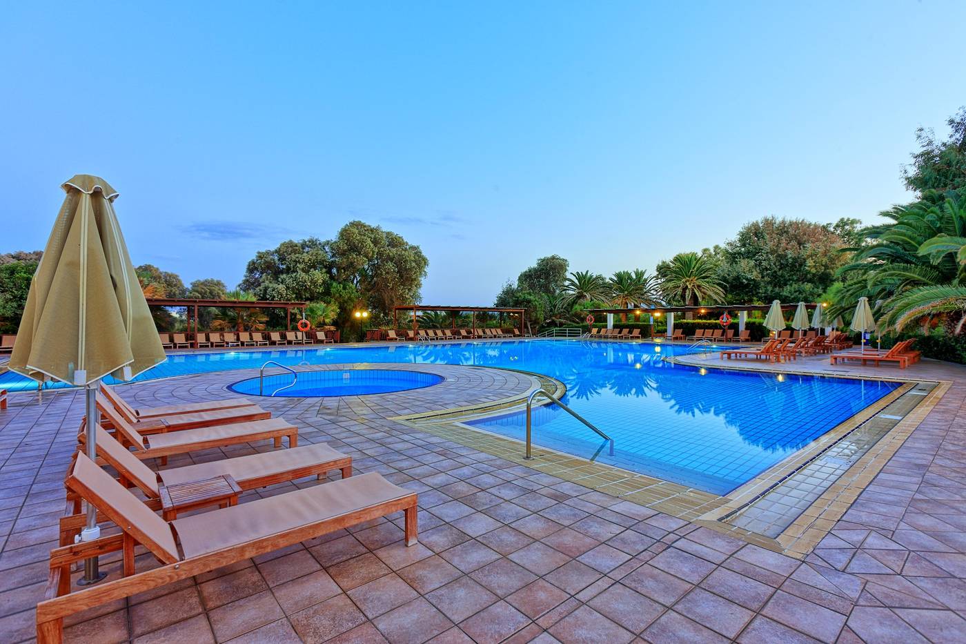 Apollonia-Beach-Pool-4