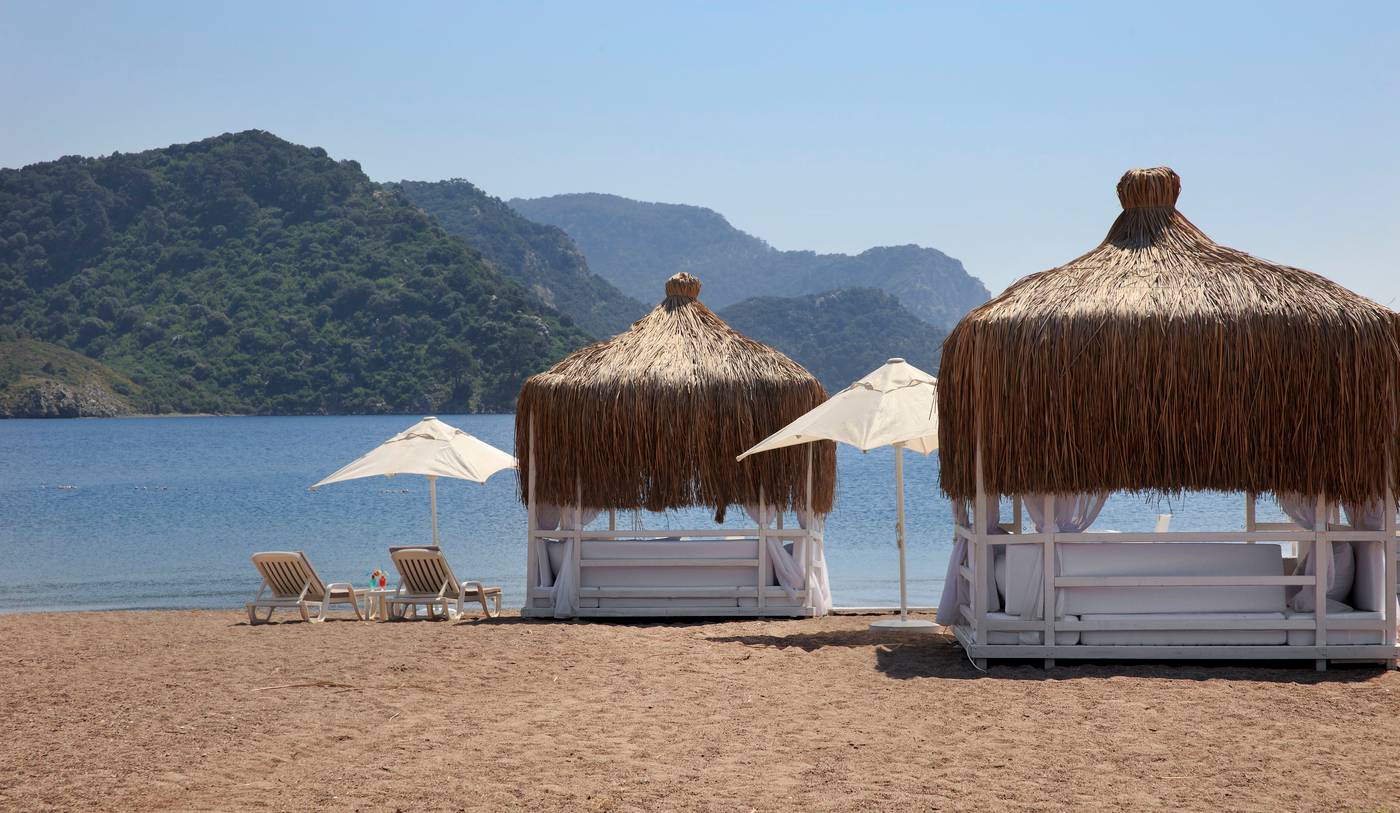 Marti-Resort-Deluxe-Beach-61