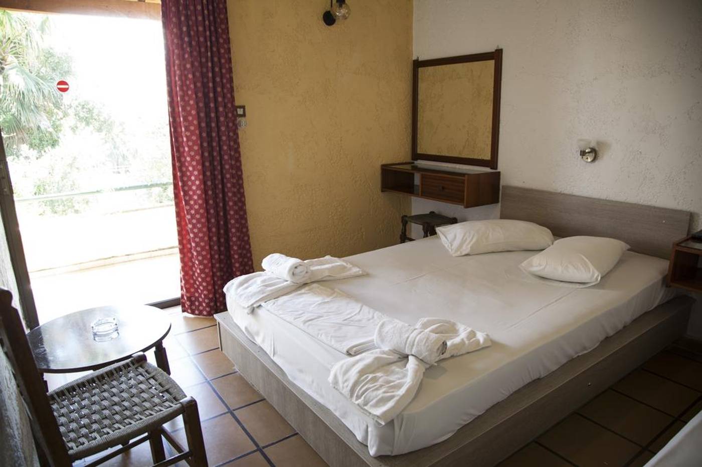 Minoas-Hotel-Room-12