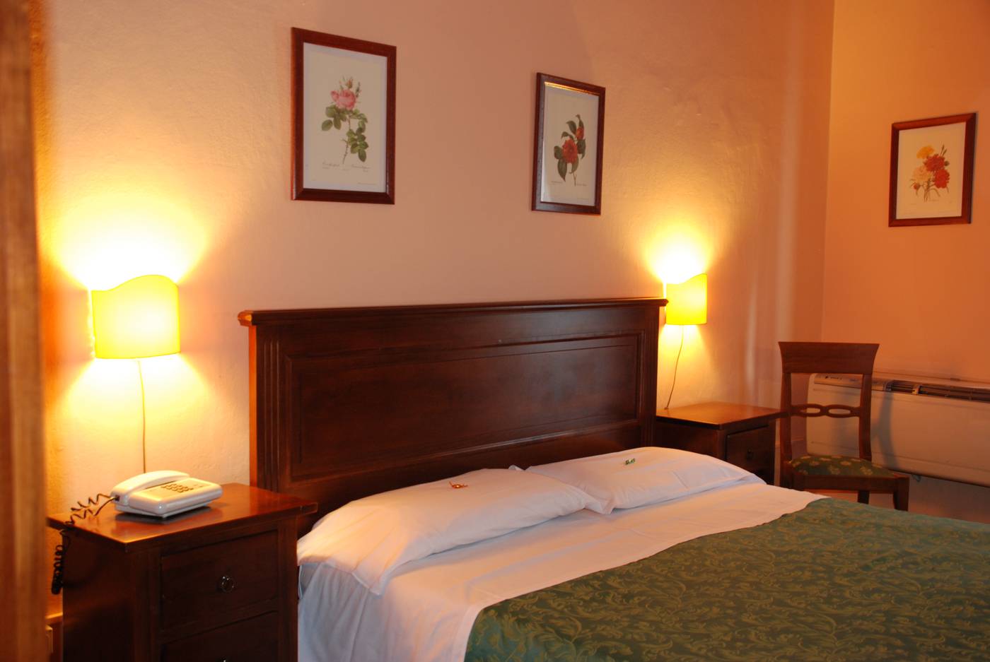 Hotel-Del-Centro-Room-4