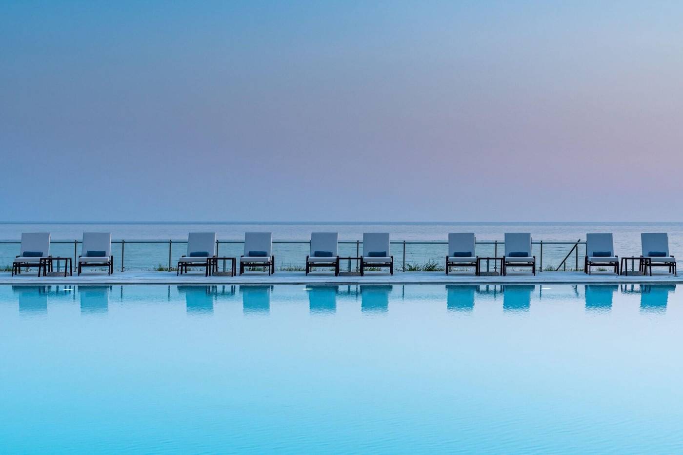 Iti-Louis-Grand--Pool-12