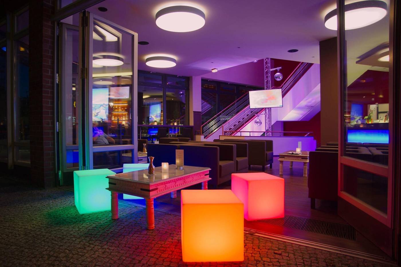H24 Hoteltow-Germany-TELTOW-Bar-4
