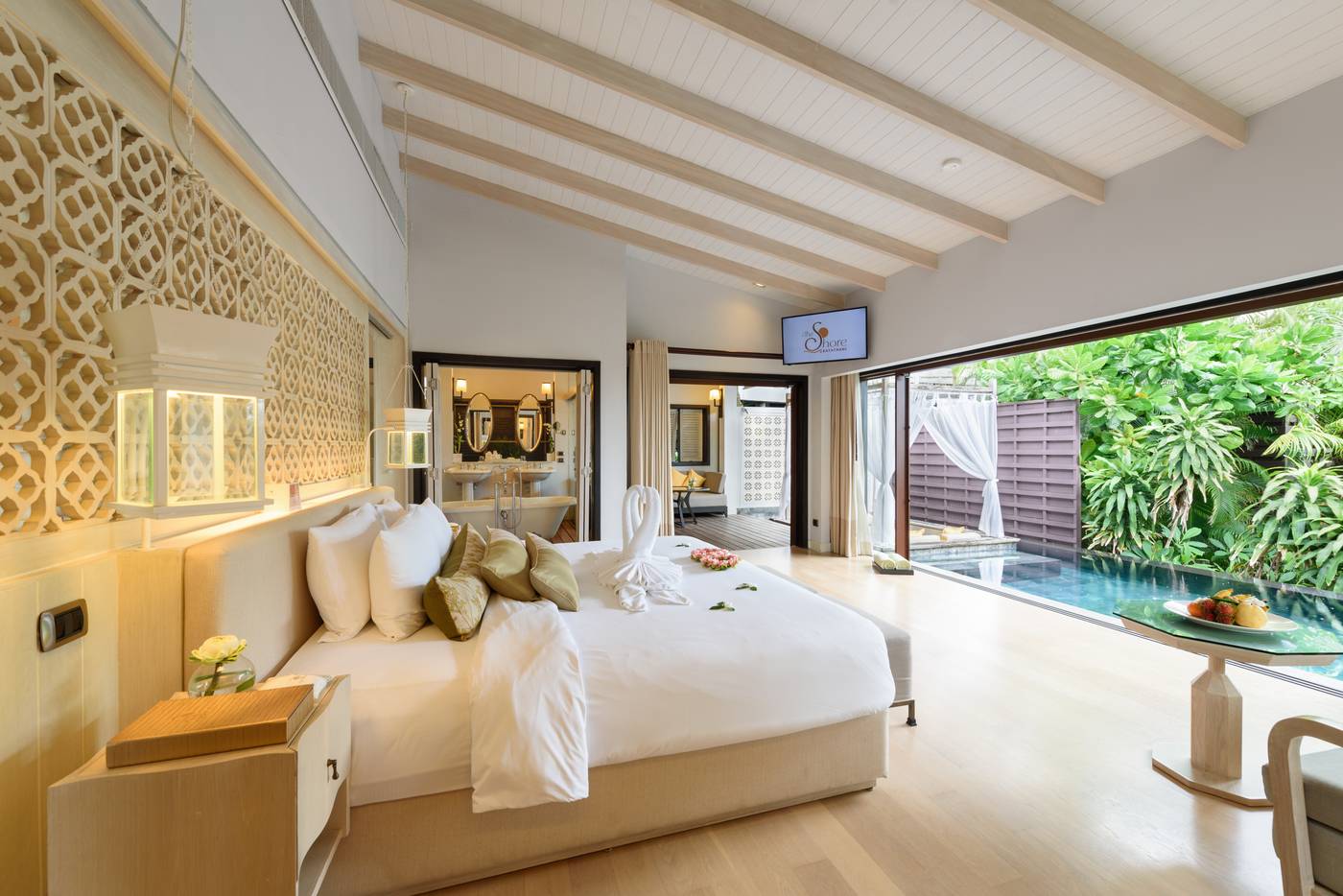 The-Shore-at-Katathani-Room-30