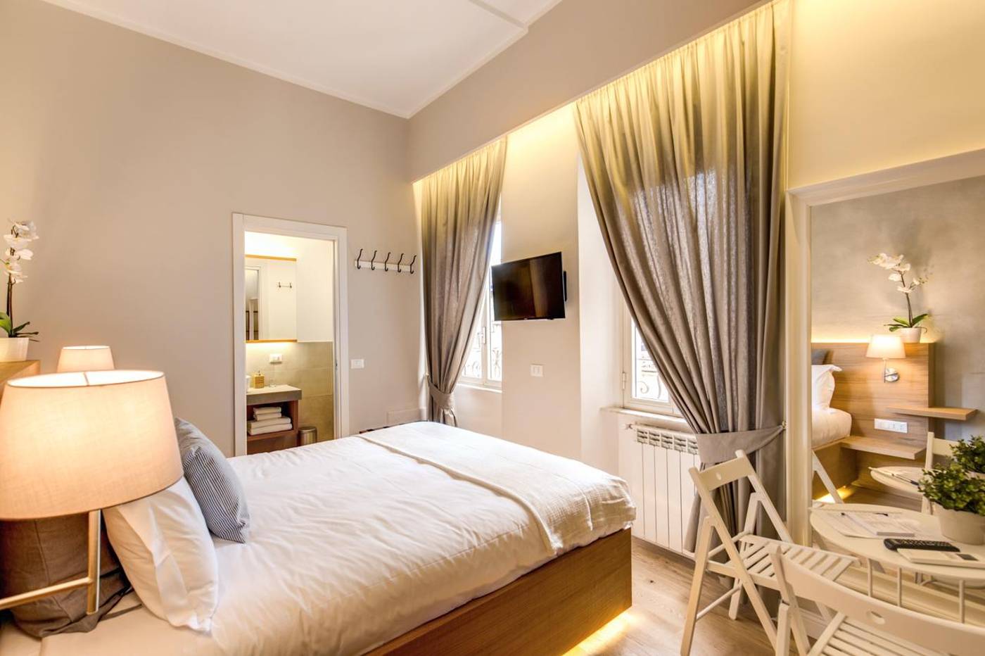 The-Spanish-Suite-Campo-De--Fiori-Room-7