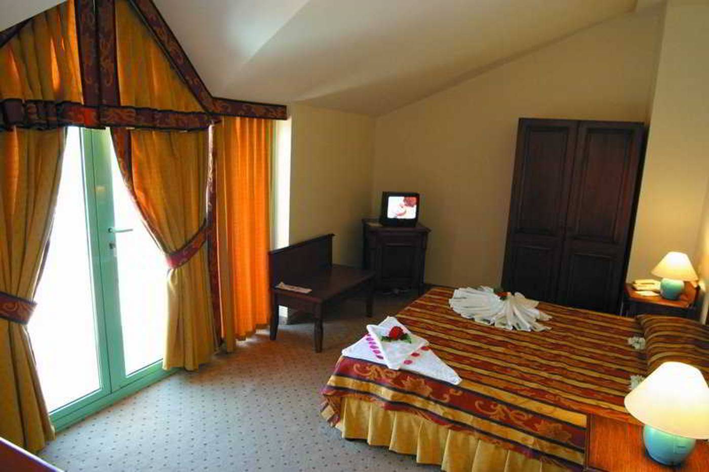 Fame-Residence-Goynuk-Room-34