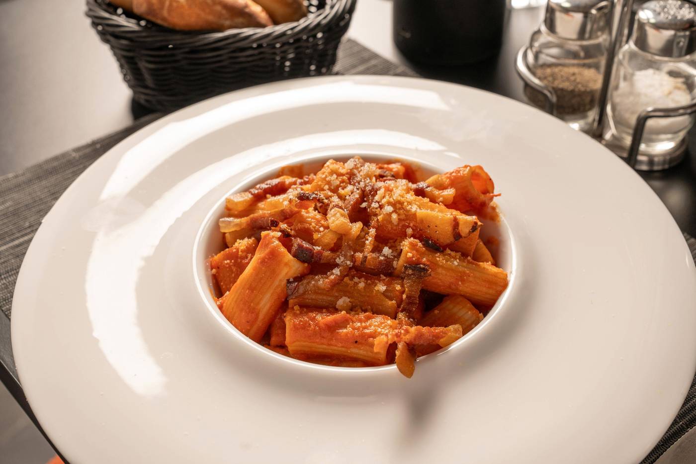 The-Smooth-Rome-Restaurant-41