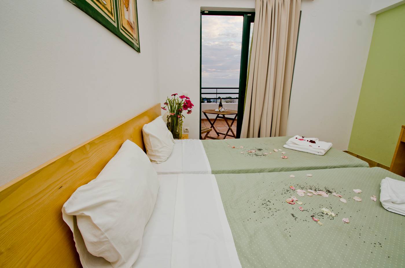 Stella--Hotel-Room-16