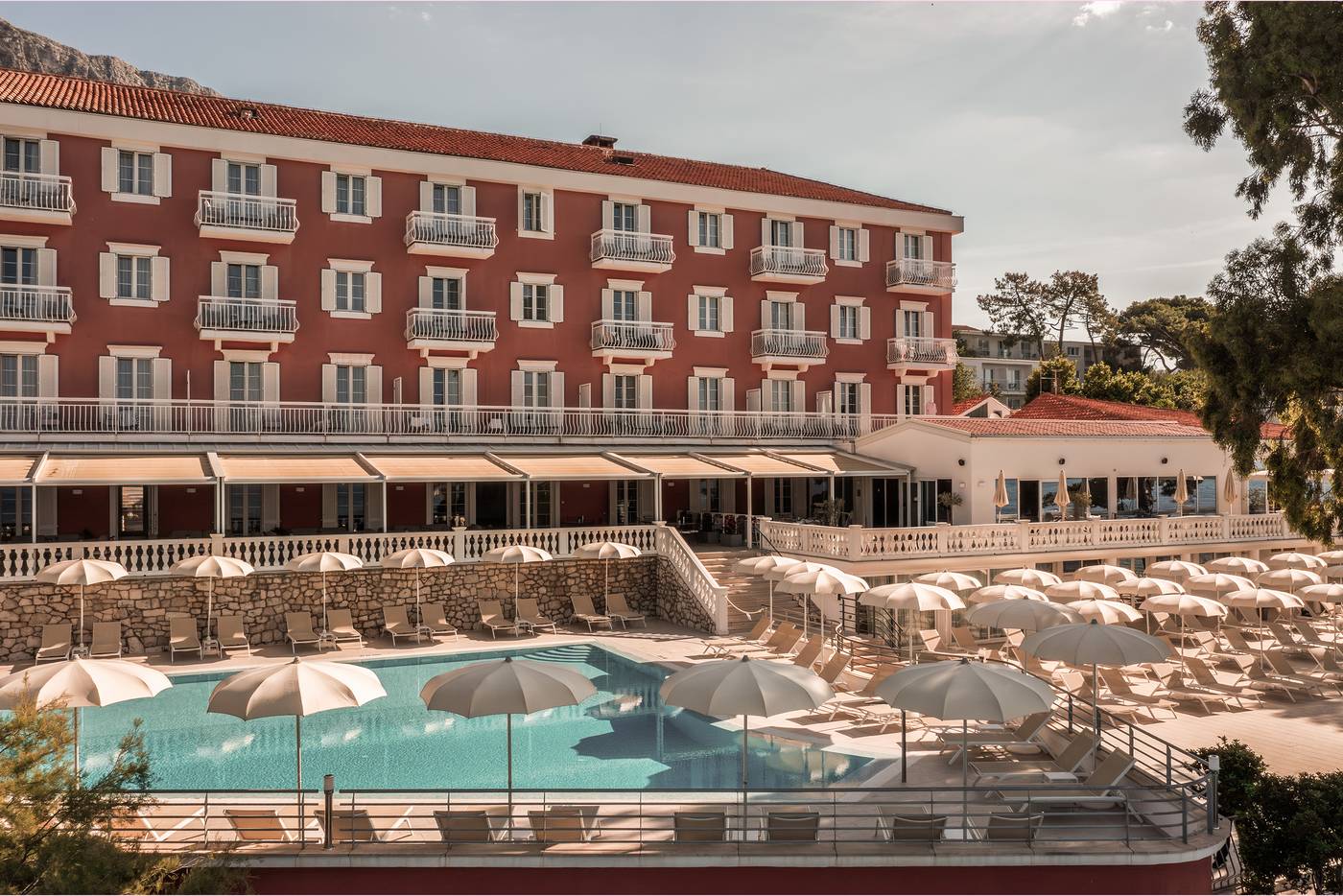 Aminess-Bellevue-Hotel-General-view-4