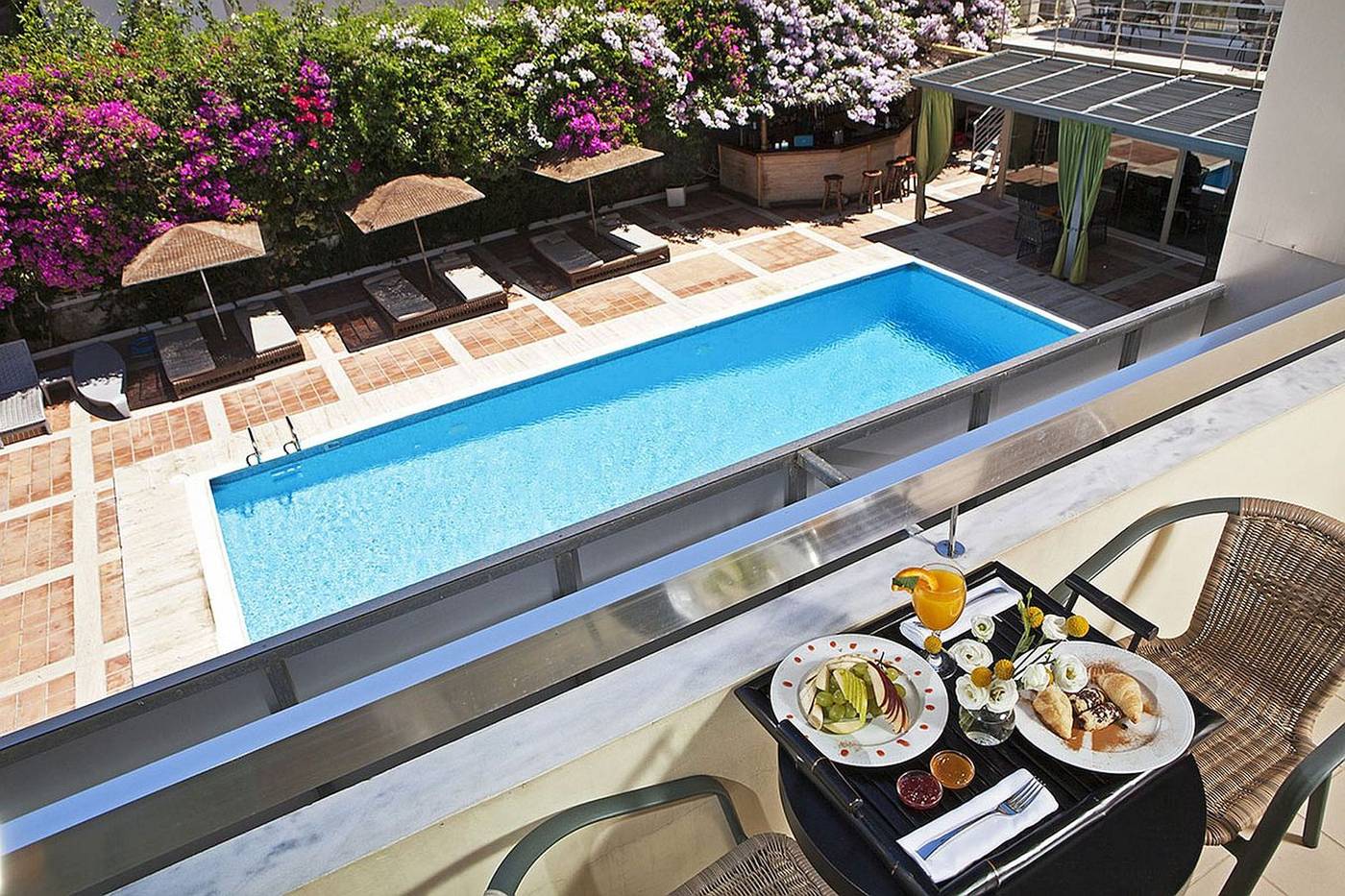 Congo-Palace-Hotel-Room-1