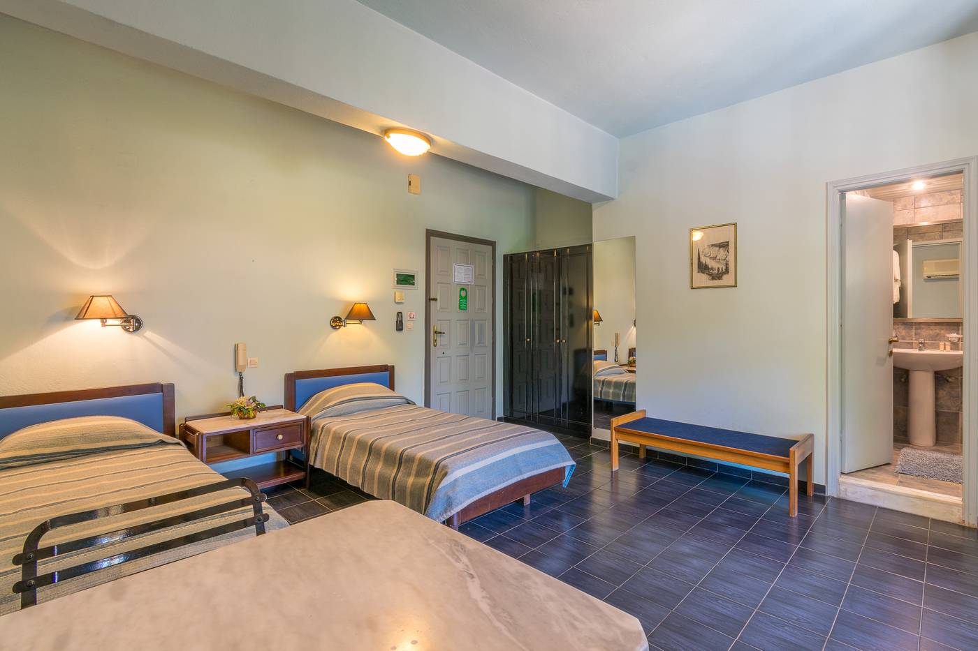 Villa-Yannis-Hotel-Apartments---Suites-Room-38