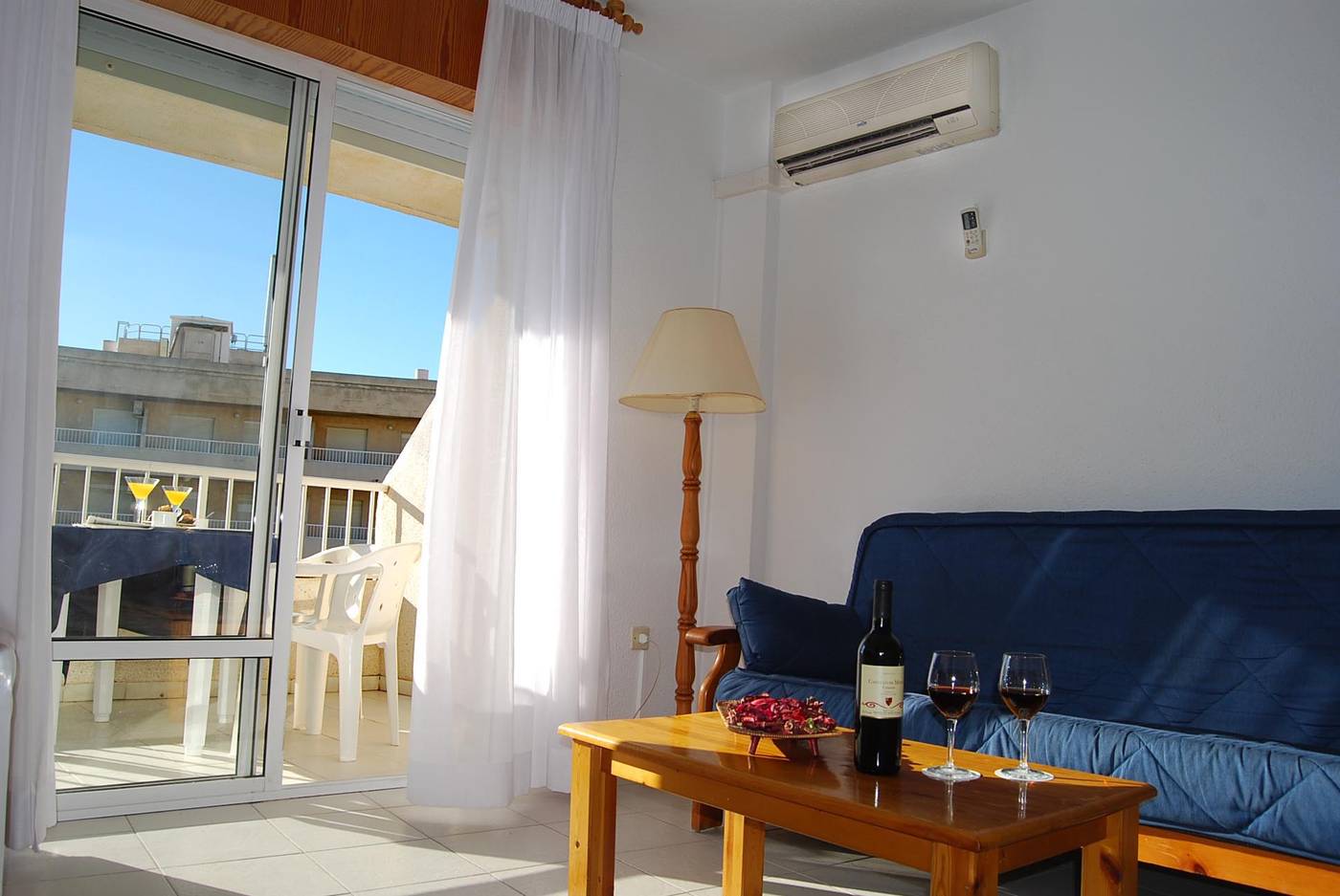 Jessica-Beach-Room-6