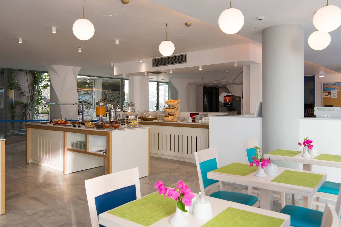 Alia-Club-Restaurant-18