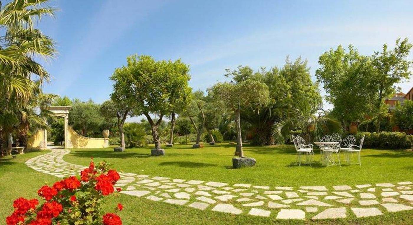 Castello-Di-San-Marco-Charming-Hotel---Spa-General-view-4