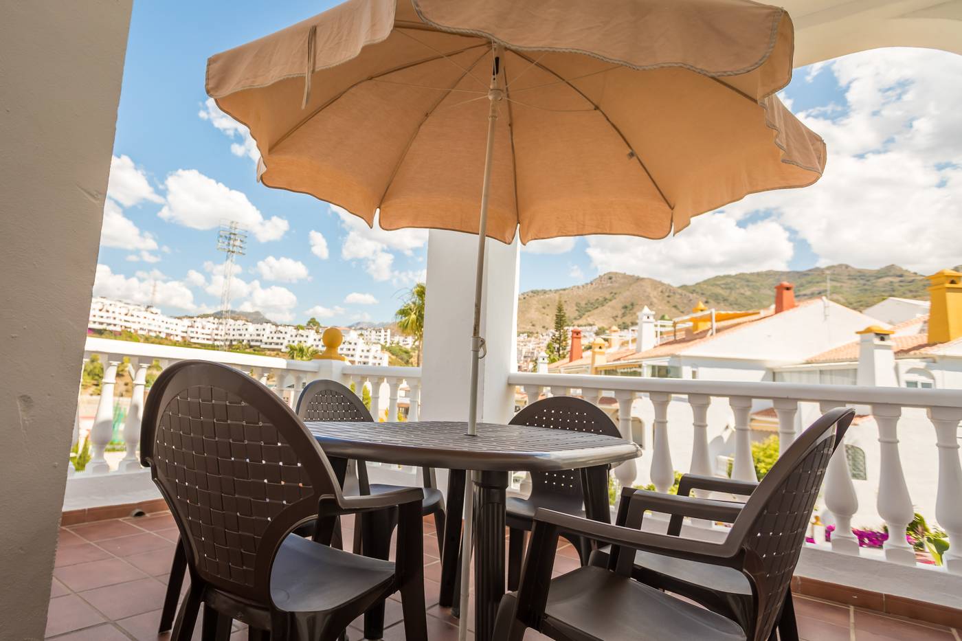 Las-Rosas-de-Capistrano-Room-20