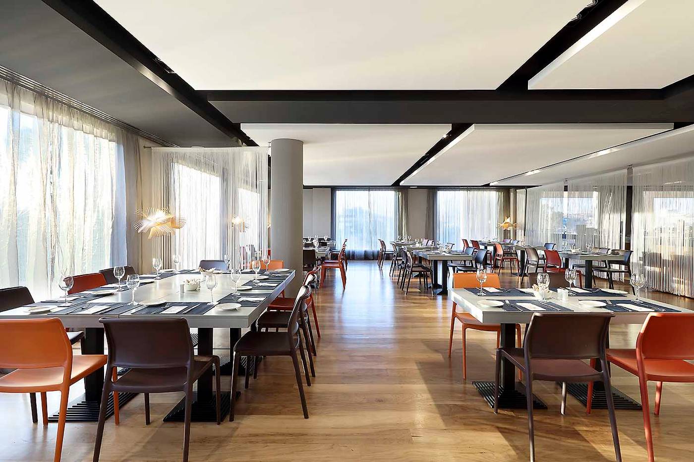 Rafaelhoteles-Madrid-Norte-Restaurant-15