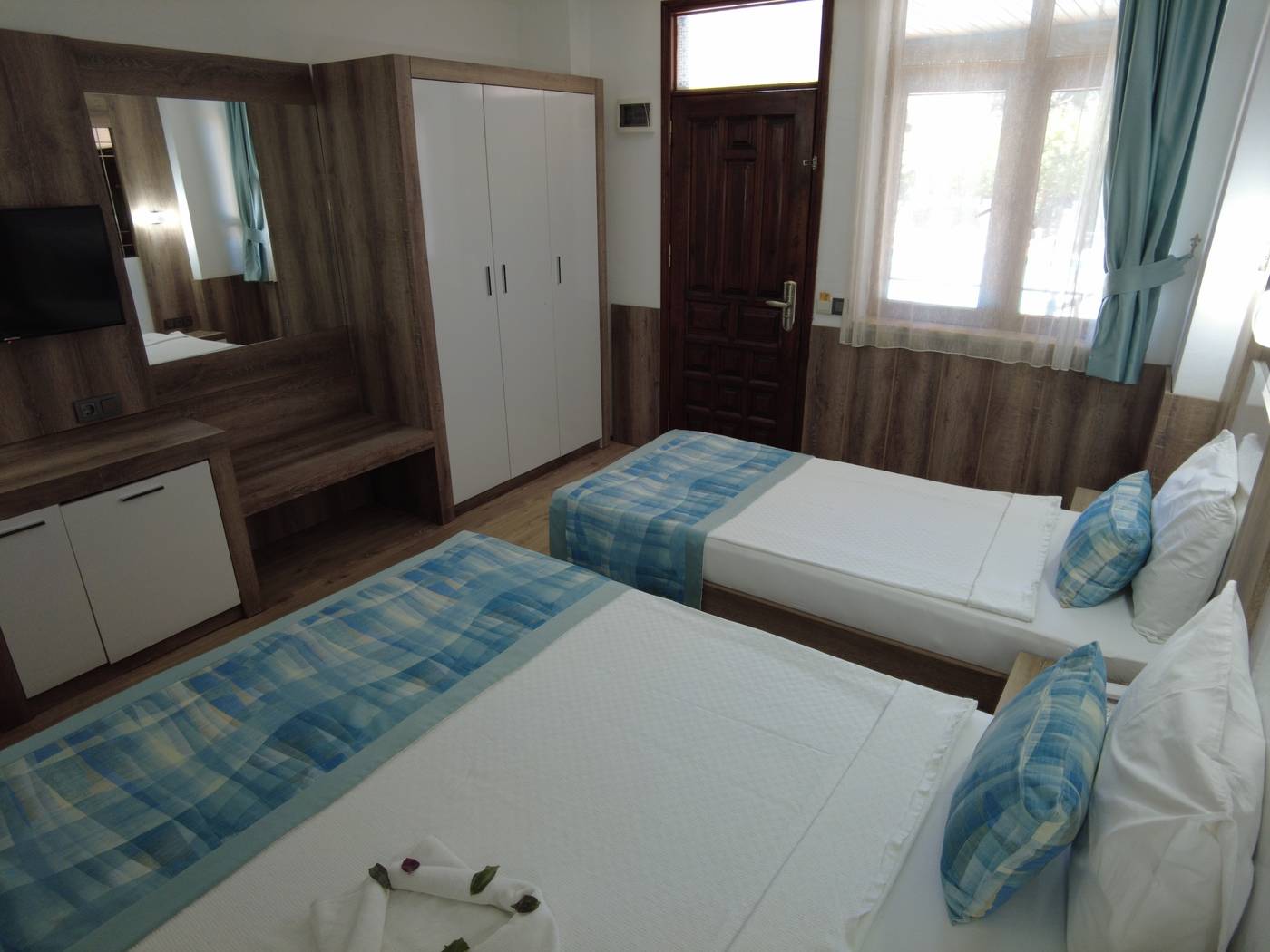 Oscar-Boutique-Hotel-Room-33