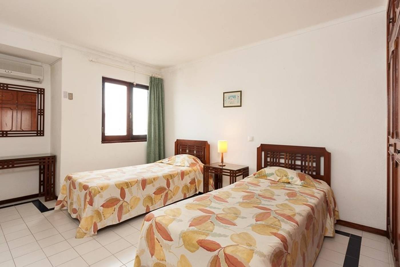 Apartamentos-do-Parque-Room-11