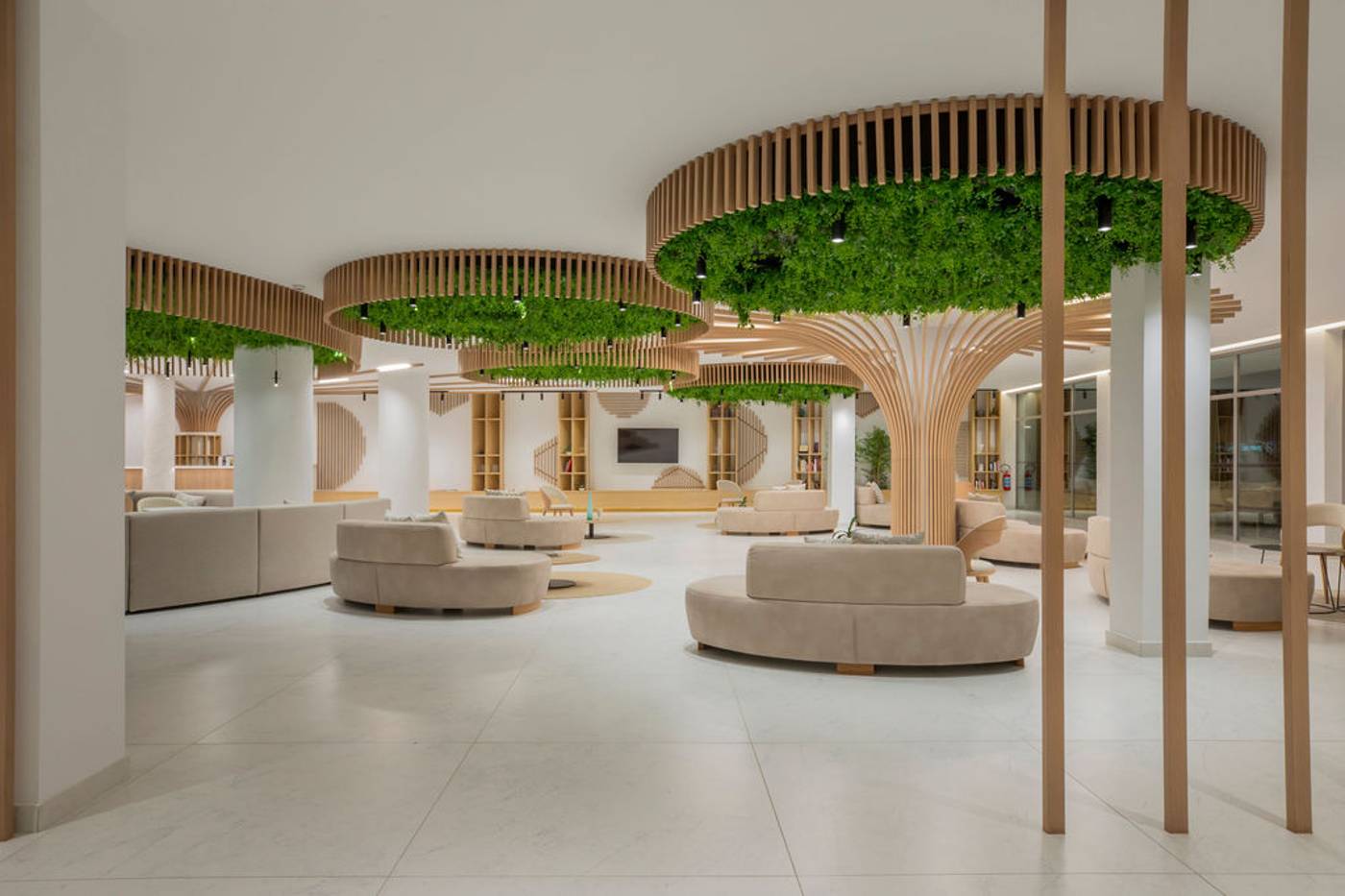 Golden-Coast-Hotel-and-Bungalows-Bar-19