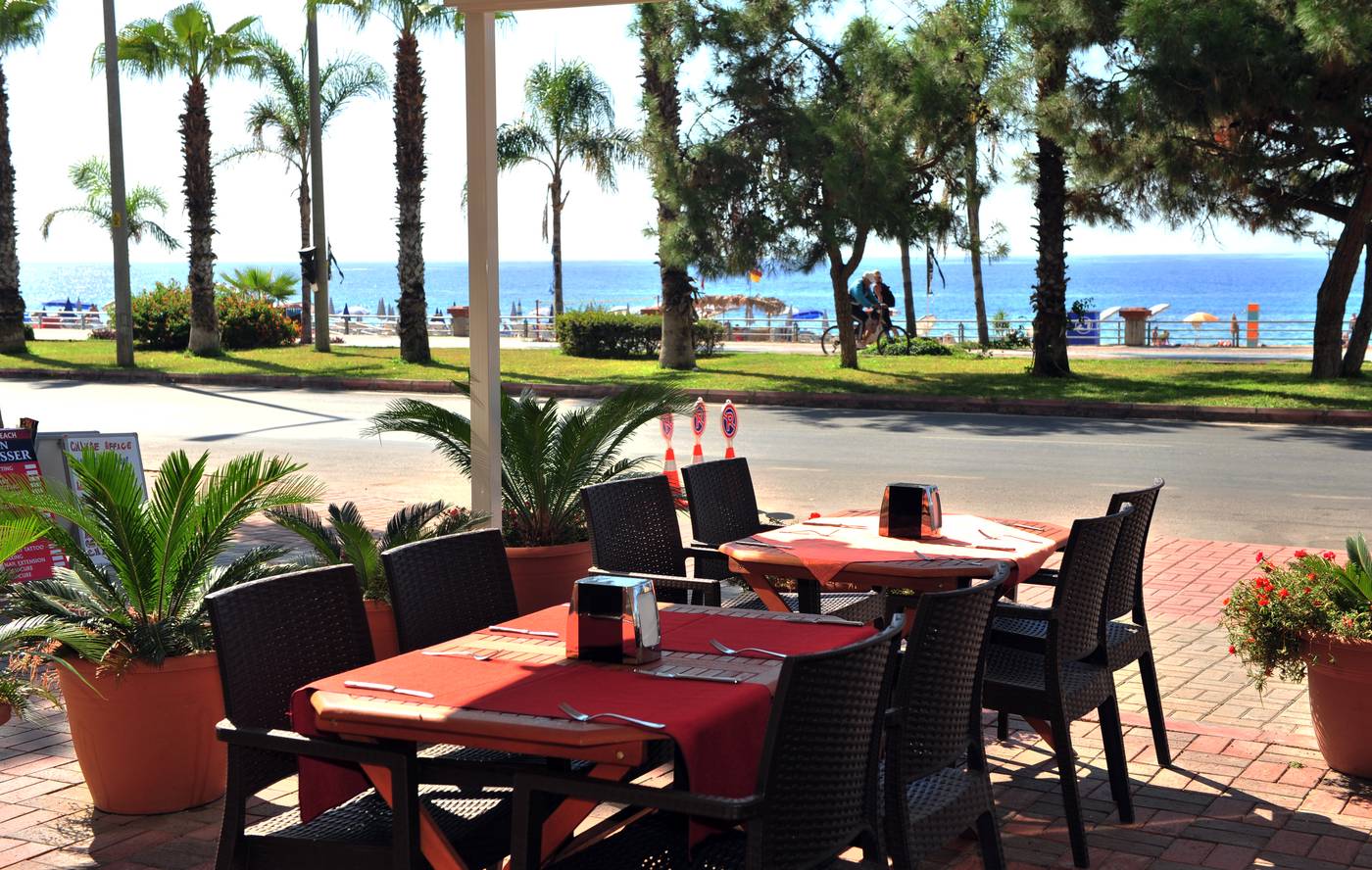 Kleopatra-Ada-Beach-Restaurant-41