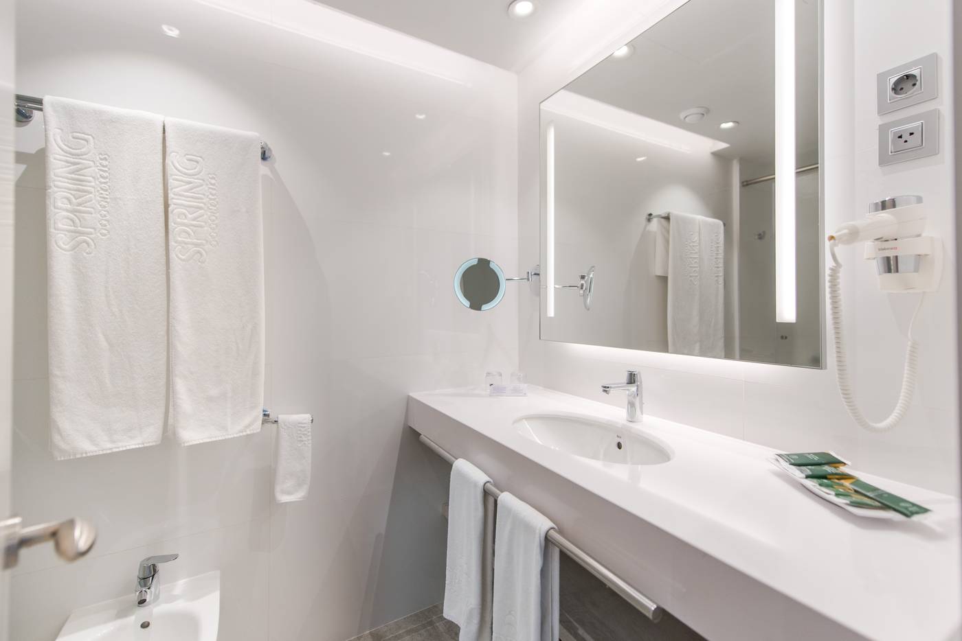 Spring-Hotel-Vulcano-Room-24